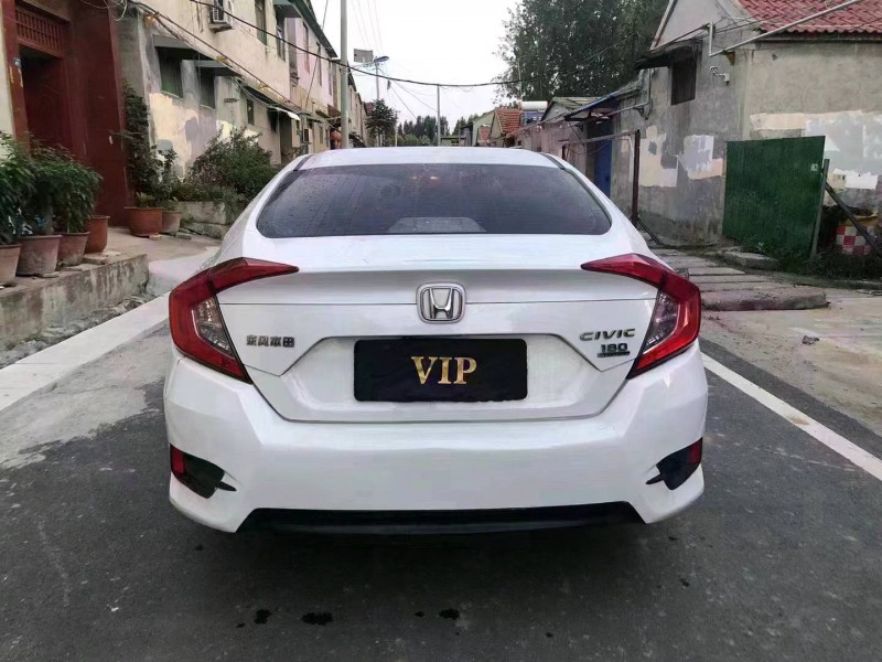 济宁18年本田思域9