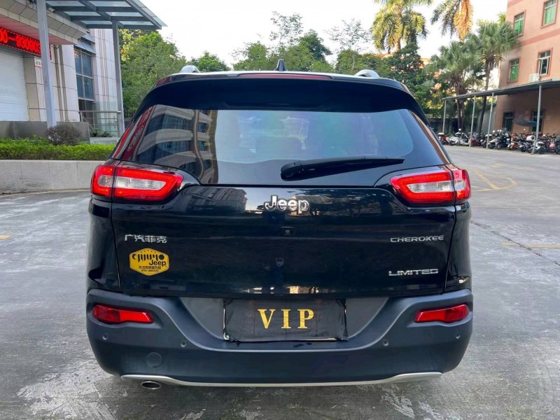 东莞21年Jeep自由光9