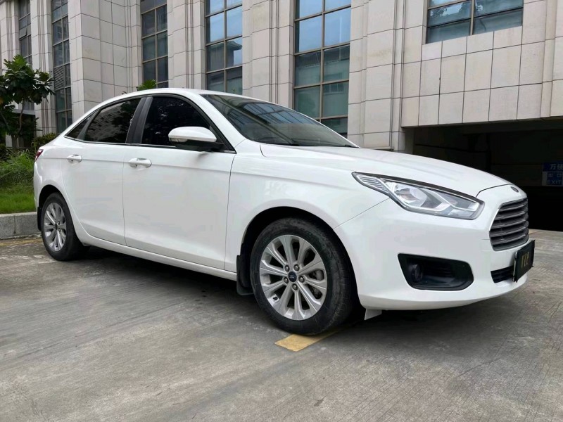 东莞18年福特福睿斯3