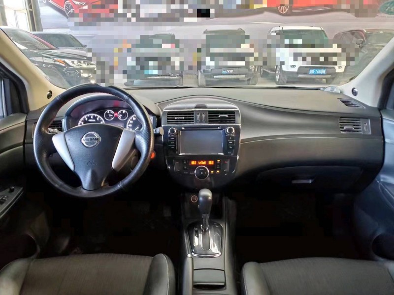 济宁14年日产骐达4