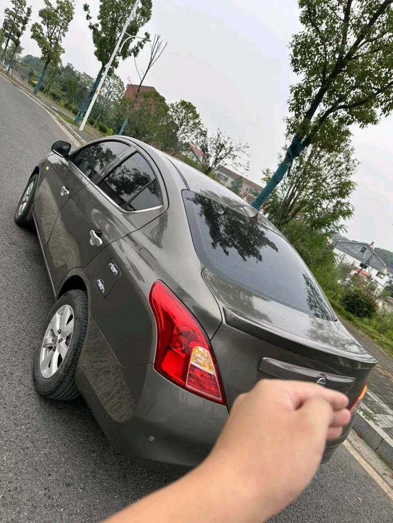咸寧12年日產陽光6