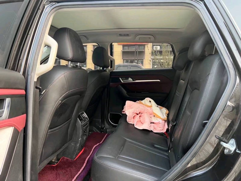 济宁19年哈弗H66