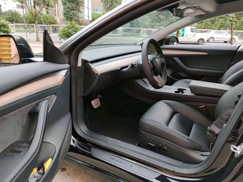珠海22年特斯拉MODEL 34