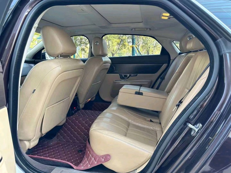 东营15年捷豹XJL7