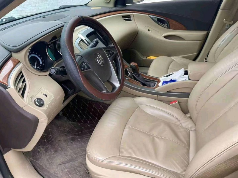 东营14年别克君越5