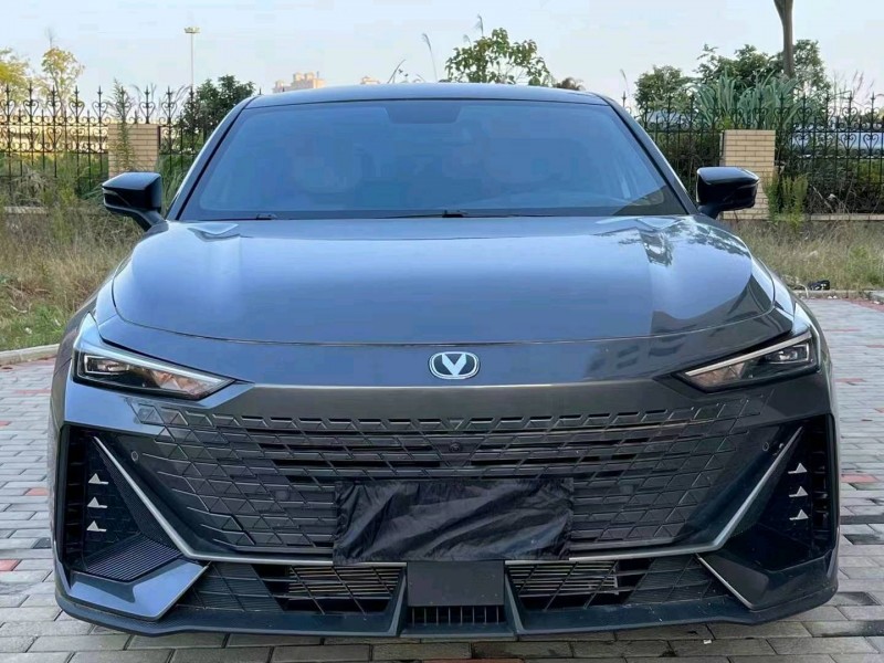 衡阳23年长安汽车UNI-V1