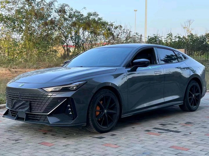 衡阳23年长安汽车UNI-V3