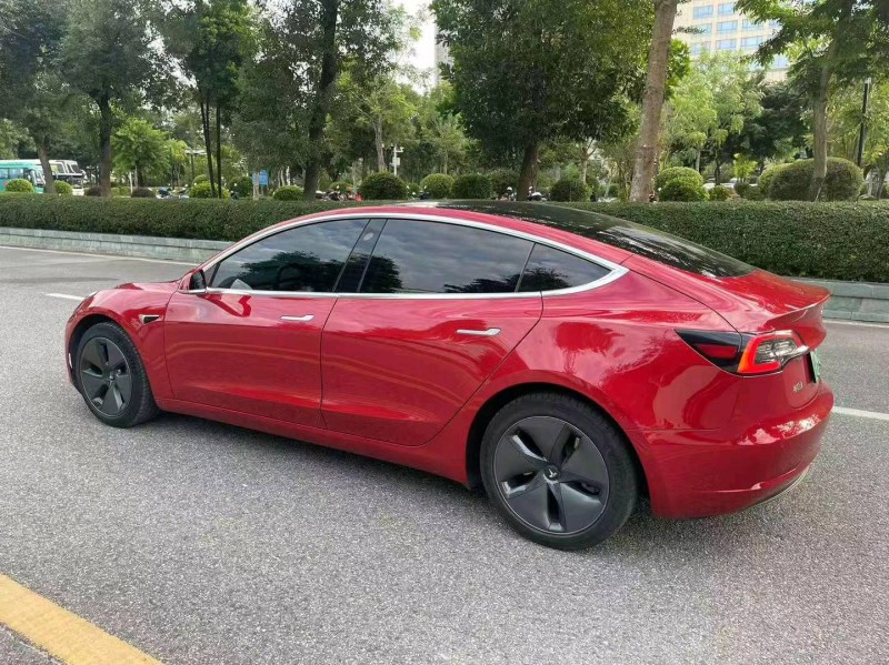 珠海20年特斯拉MODEL 38