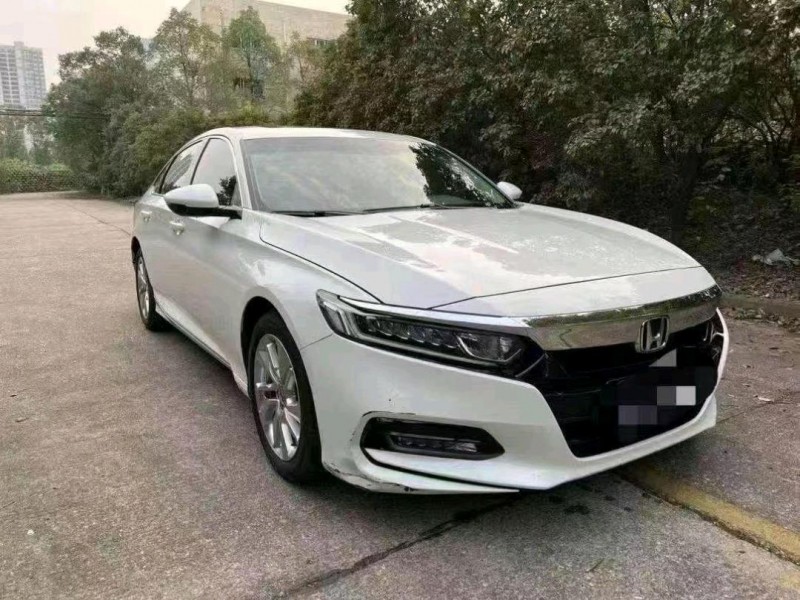 湖州20年本田雅阁6