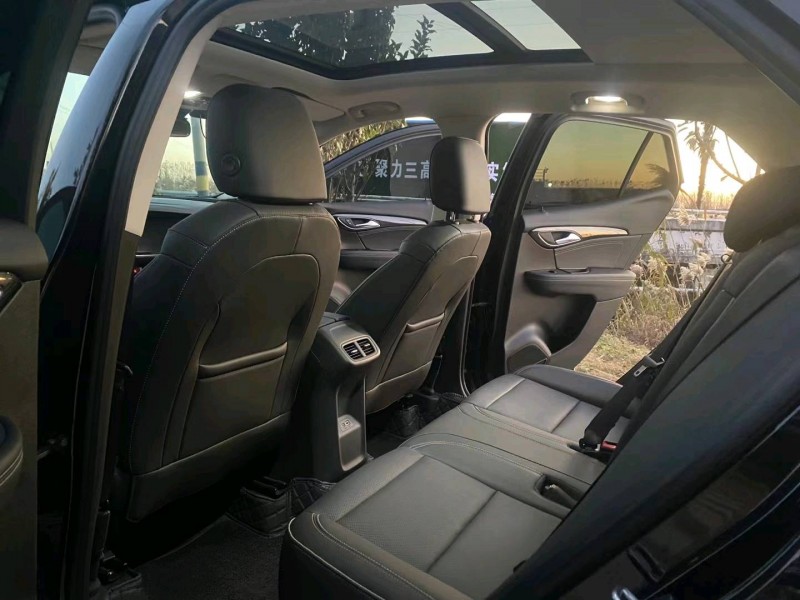 徐州22年别克昂科威6