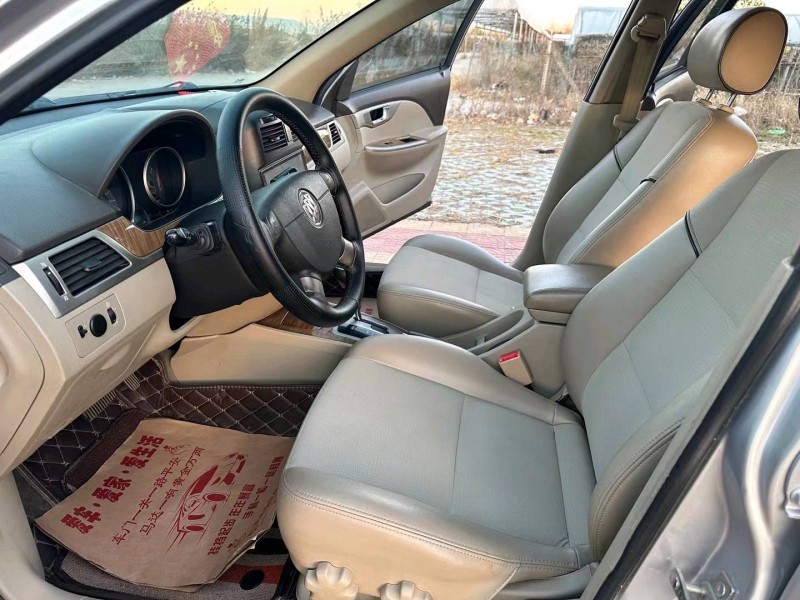 徐州15年别克凯越4