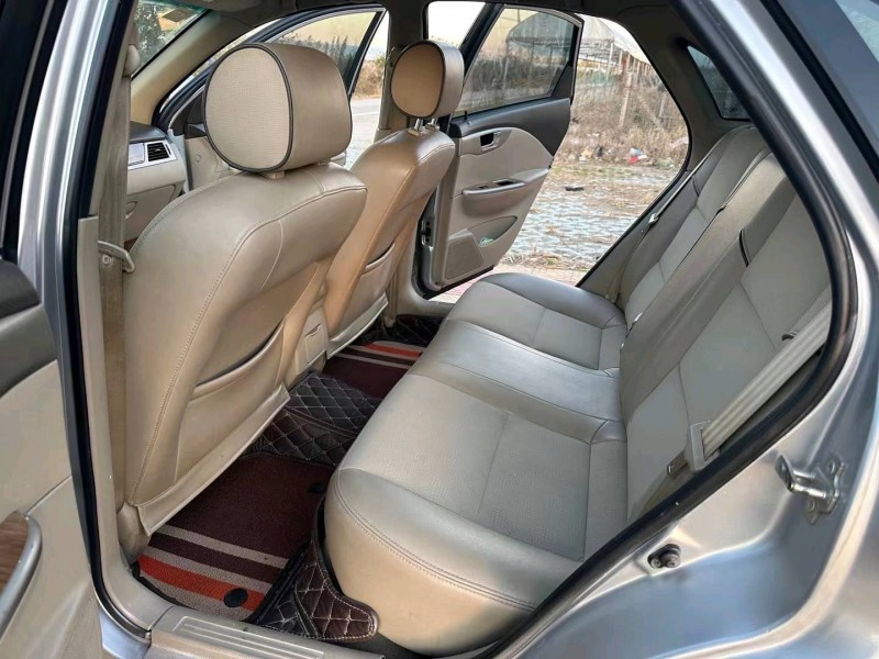 徐州15年别克凯越7