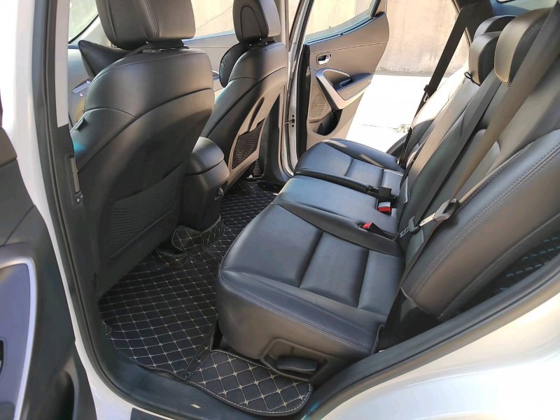 济宁16年现代全新胜达9