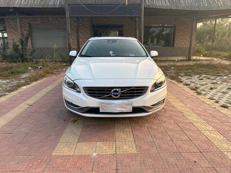 徐州17年沃尔沃S60L1