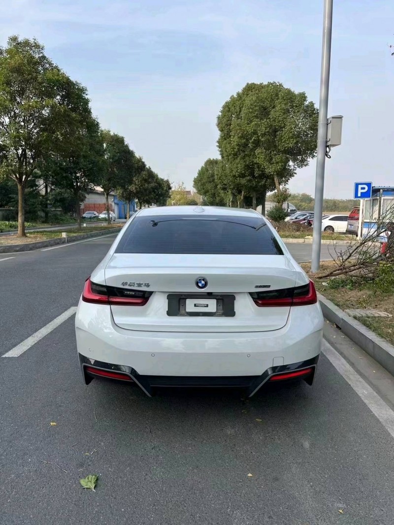 常州23年宝马i34