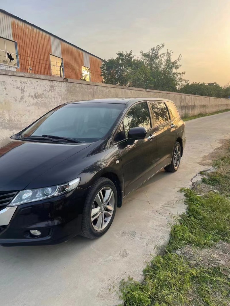 济宁10年本田奥德赛3