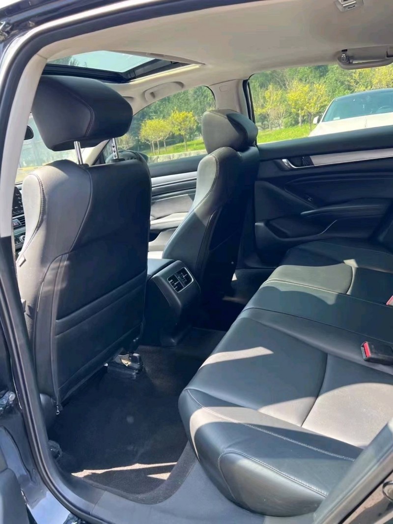 沈阳20年本田雅阁4