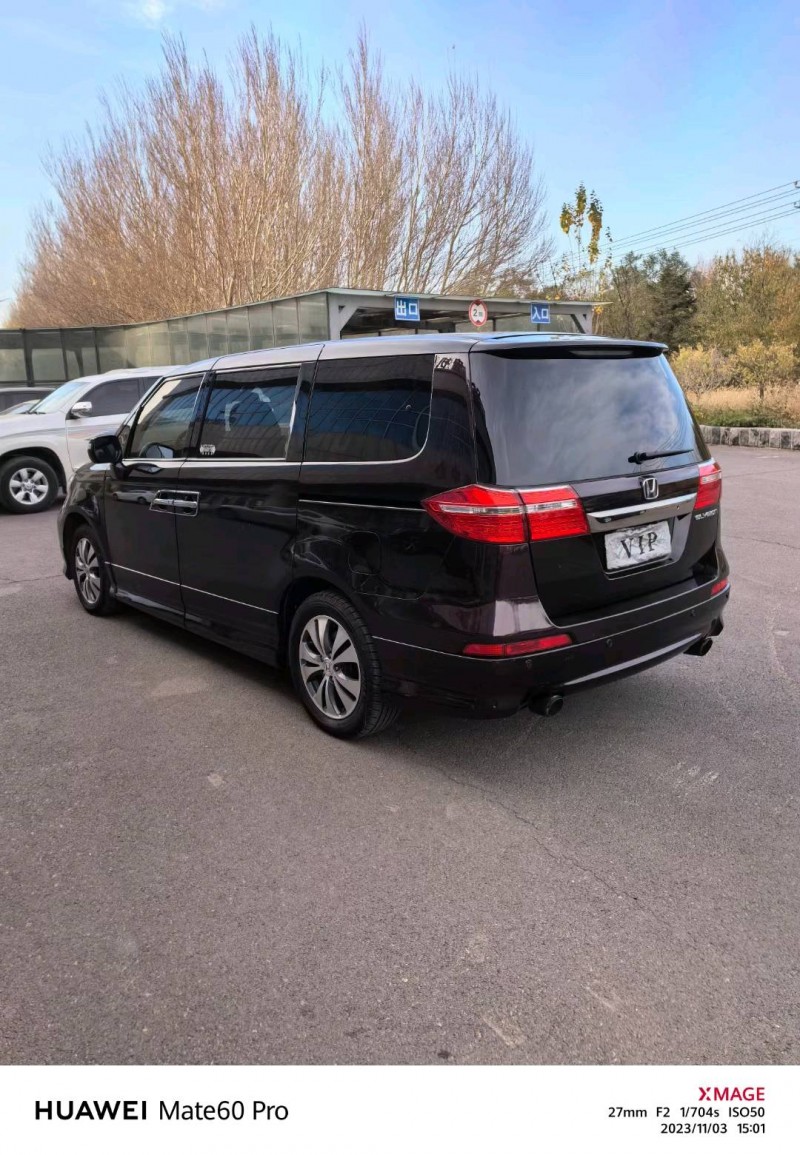 沈阳15年本田艾力绅8