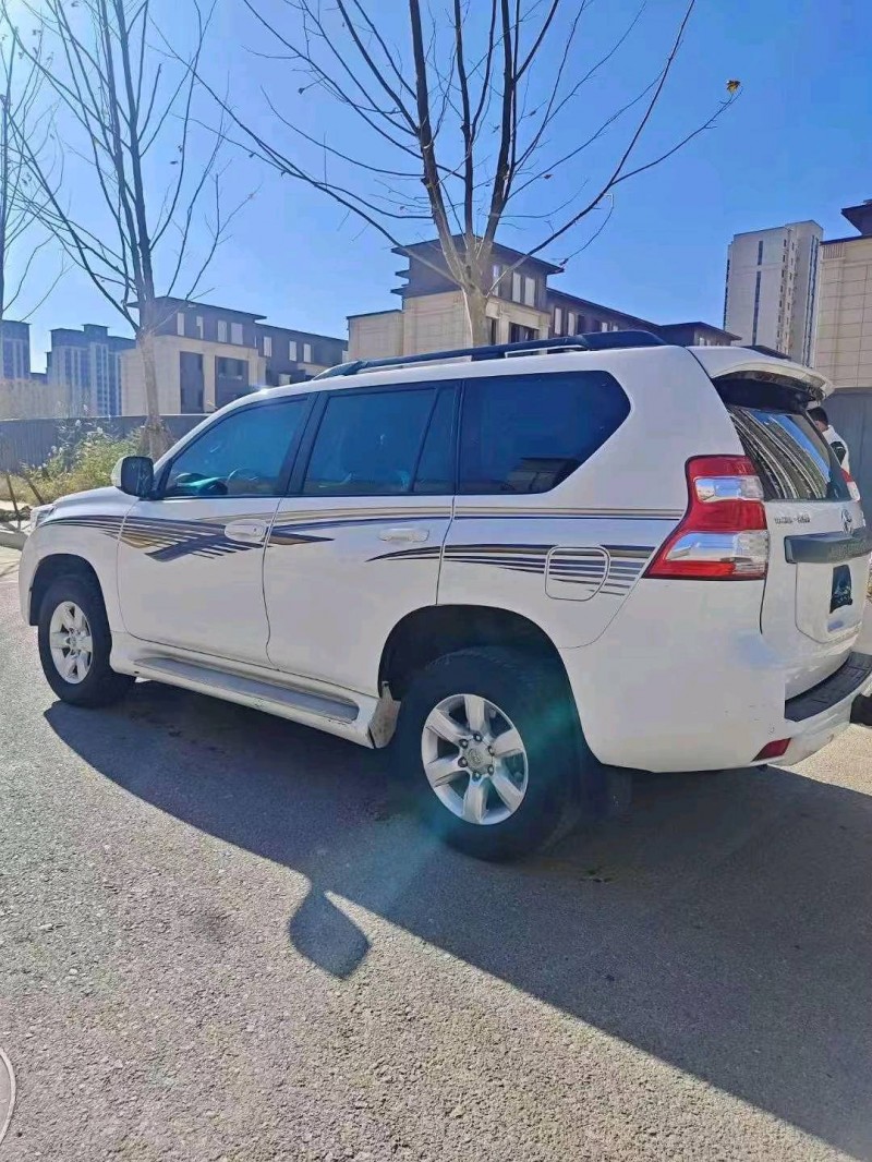 邯郸17年丰田普拉多7