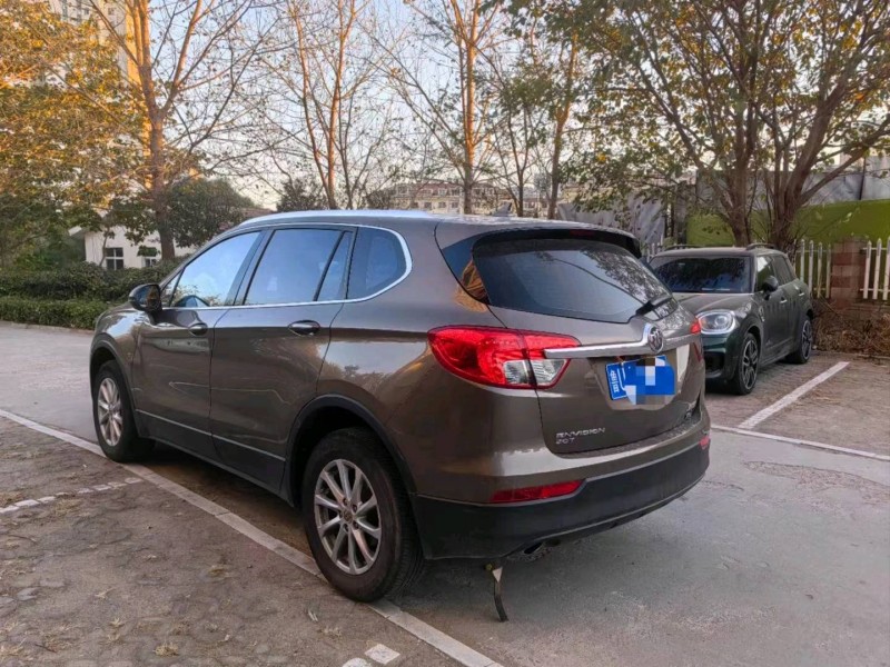 青岛17年别克昂科威7