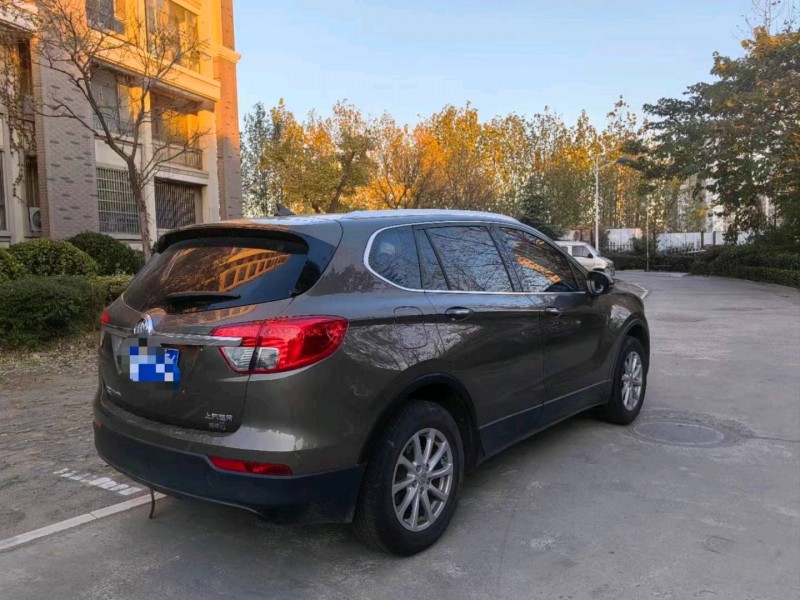 青岛17年别克昂科威8