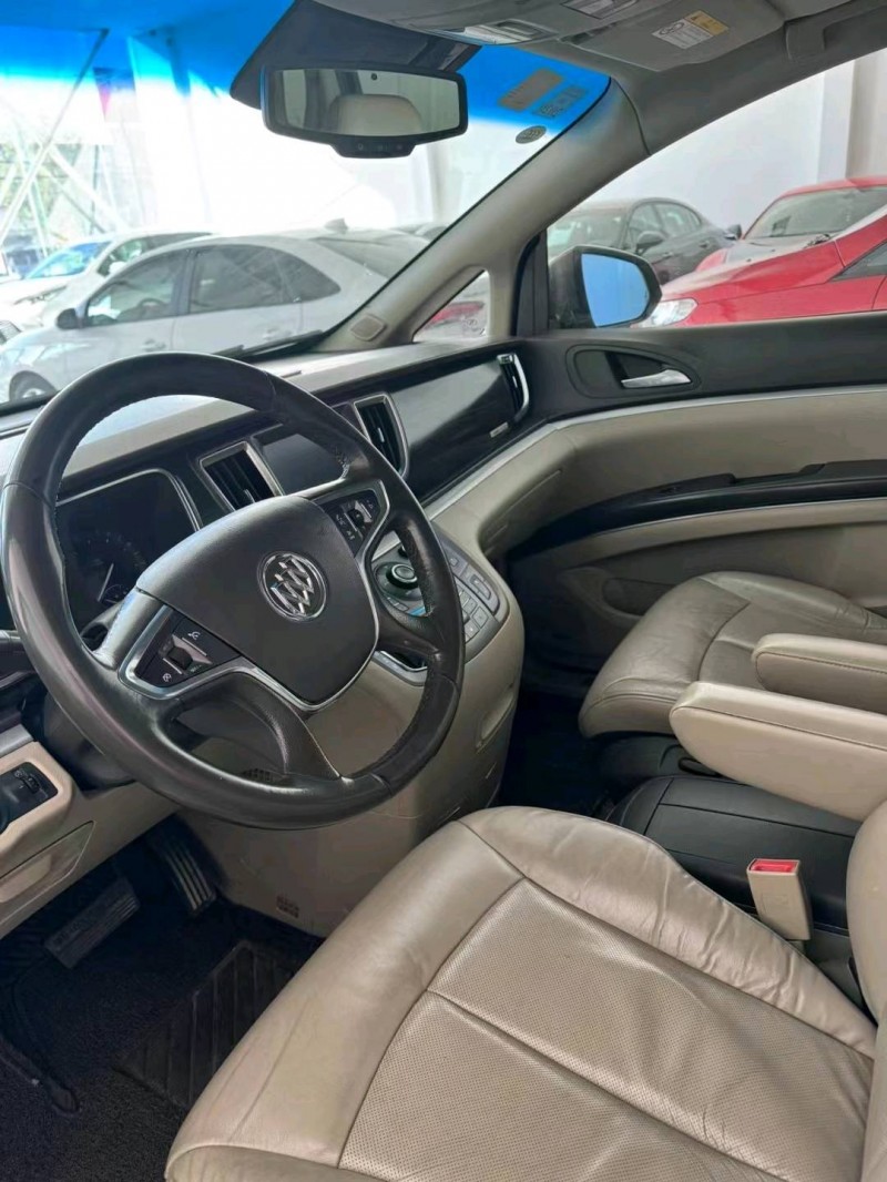 济宁14年别克GL83