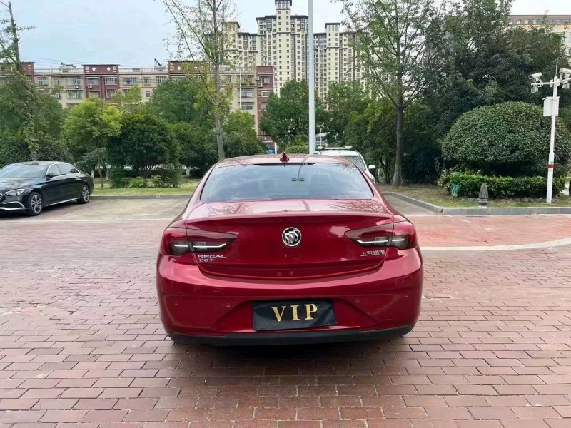 淄博17年别克君威8