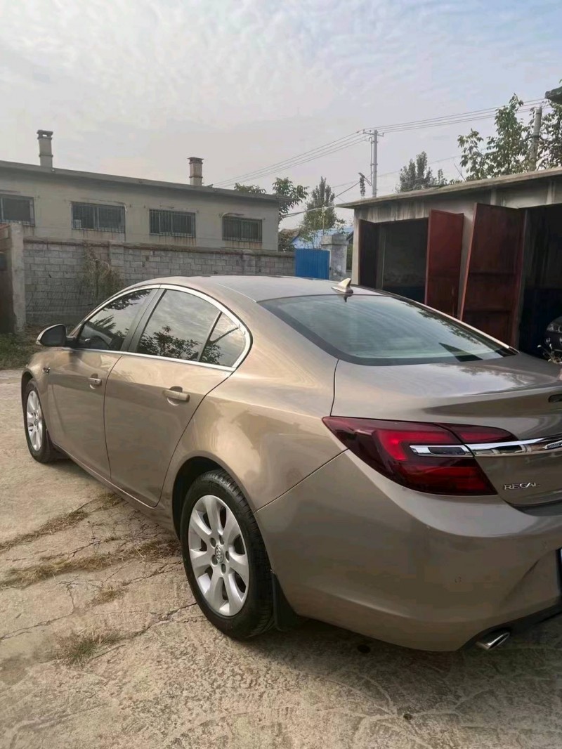 菏泽15年别克君威8