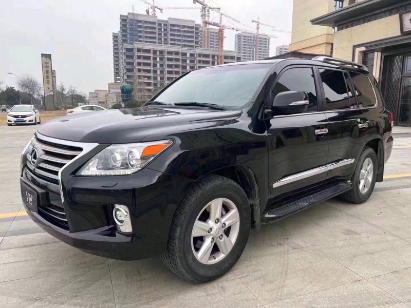 济宁15年雷克萨斯LX3