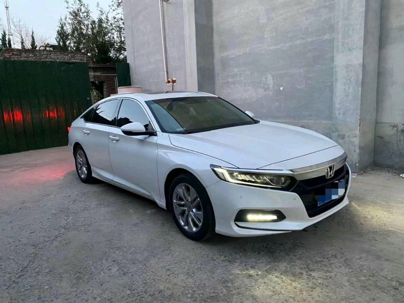 嘉兴21年本田雅阁3