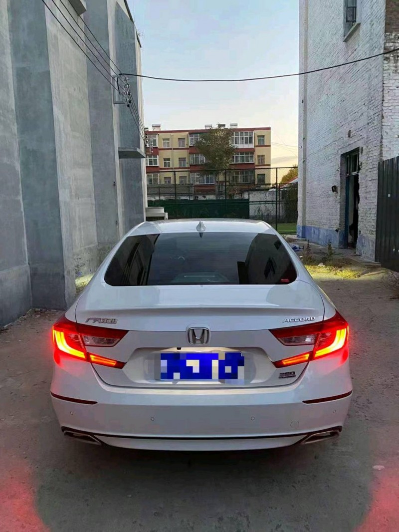 嘉兴21年本田雅阁7