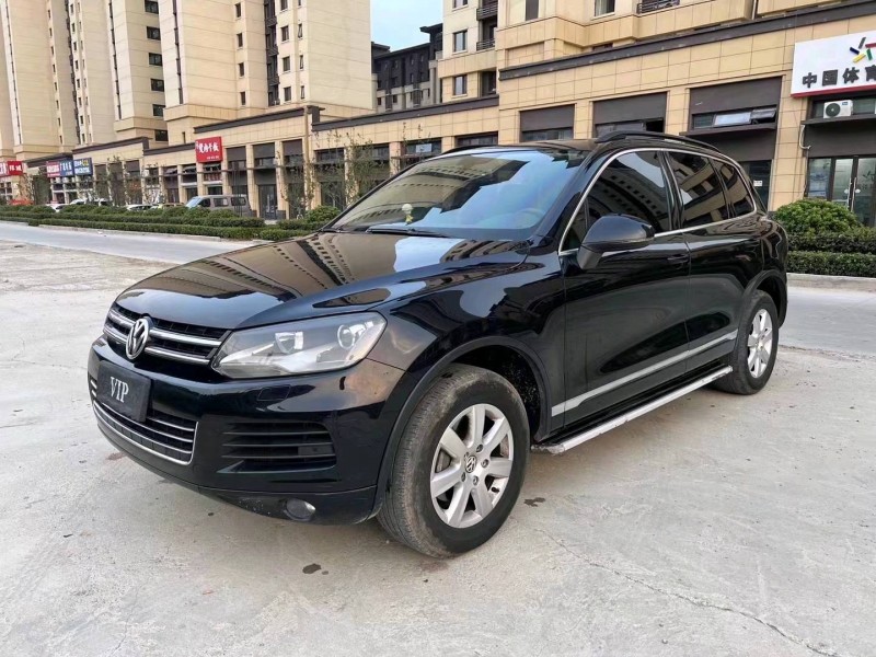 济宁15年大众途锐3