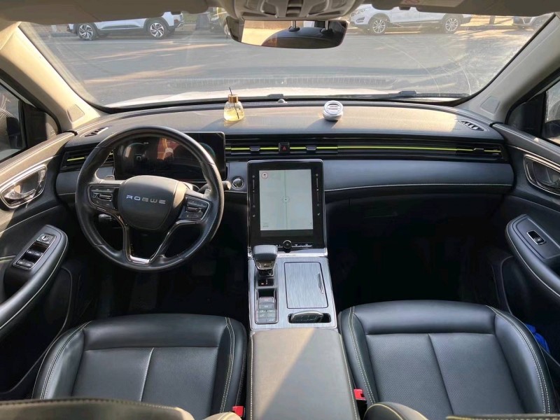 济宁22年荣威RX54