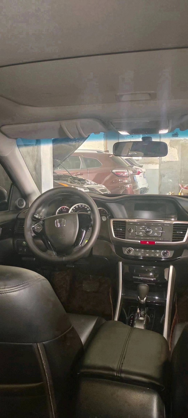 济宁18年本田雅阁4