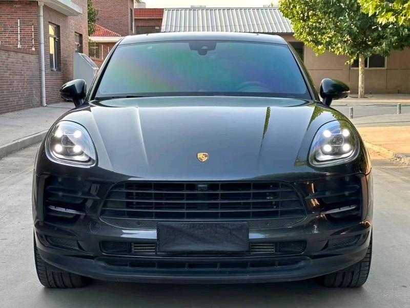 唐山21年保时捷Macan1