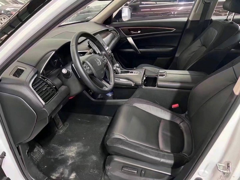 济宁18年本田冠道5