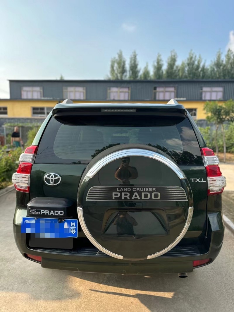 济宁16年丰田普拉多9