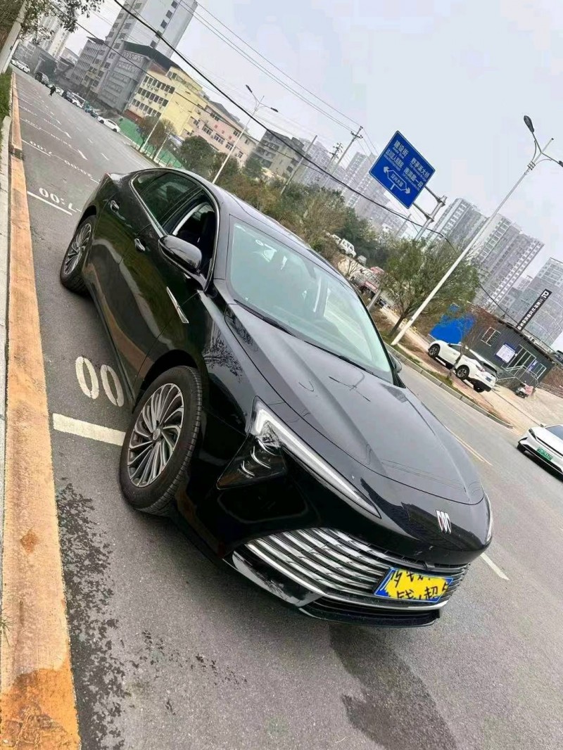 成都23年别克君越3