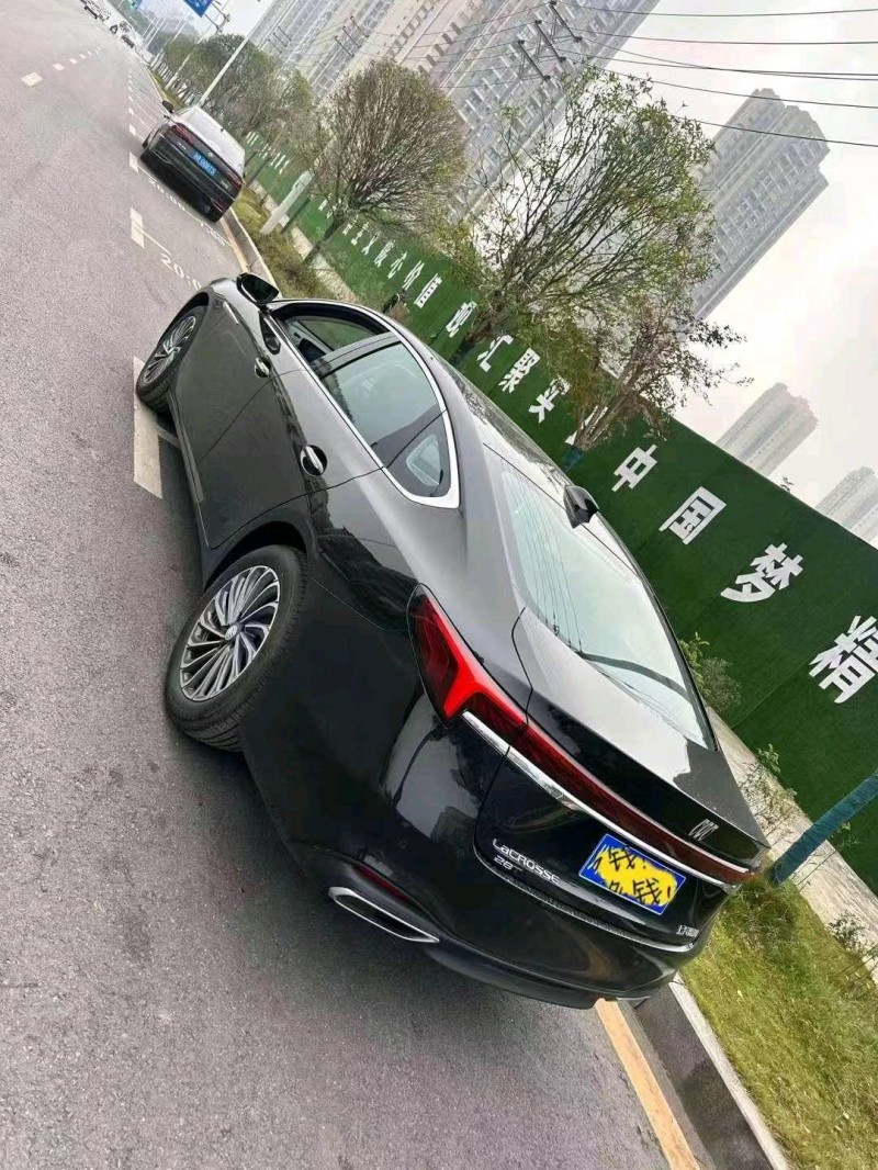 成都23年别克君越4