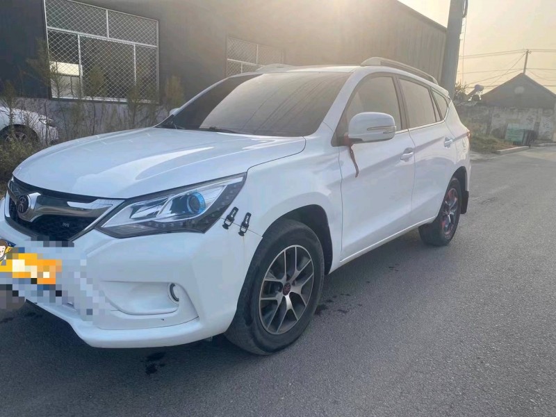 潍坊18年比亚迪宋3