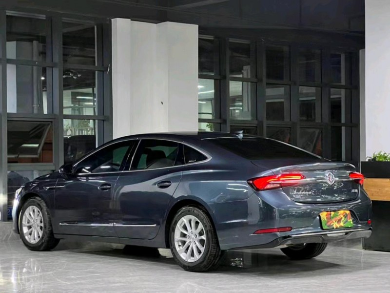 东莞23年别克君越3