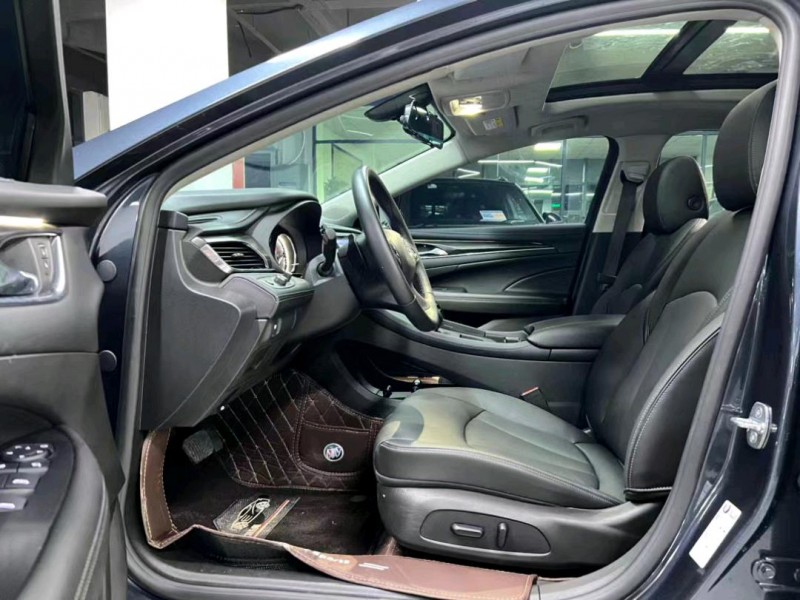 东莞23年别克君越5