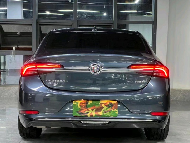 东莞23年别克君越9