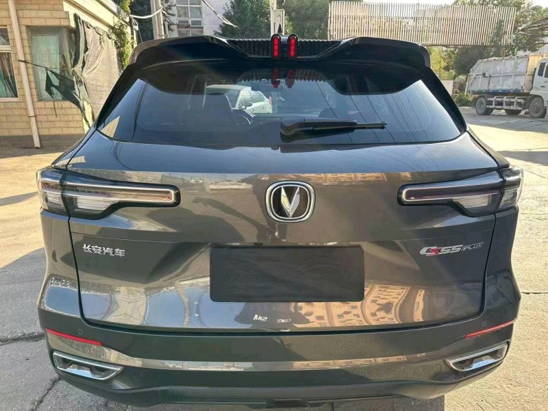 宜昌21年長安汽車CS556