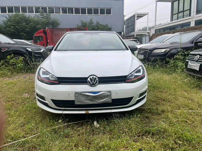 济南17年大众高尔夫1