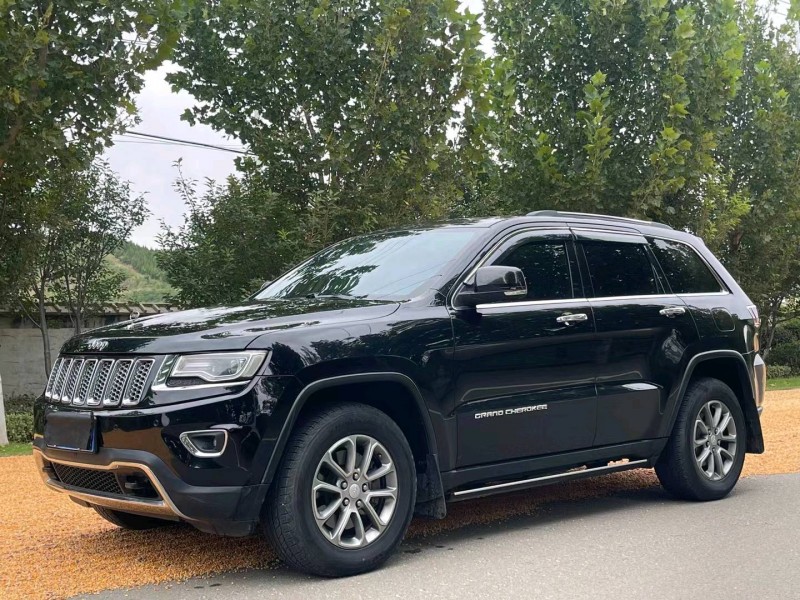 徐州14年Jeep大切诺基1