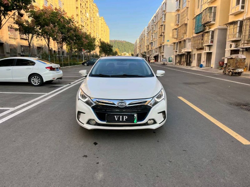 徐州16年比亚迪秦1