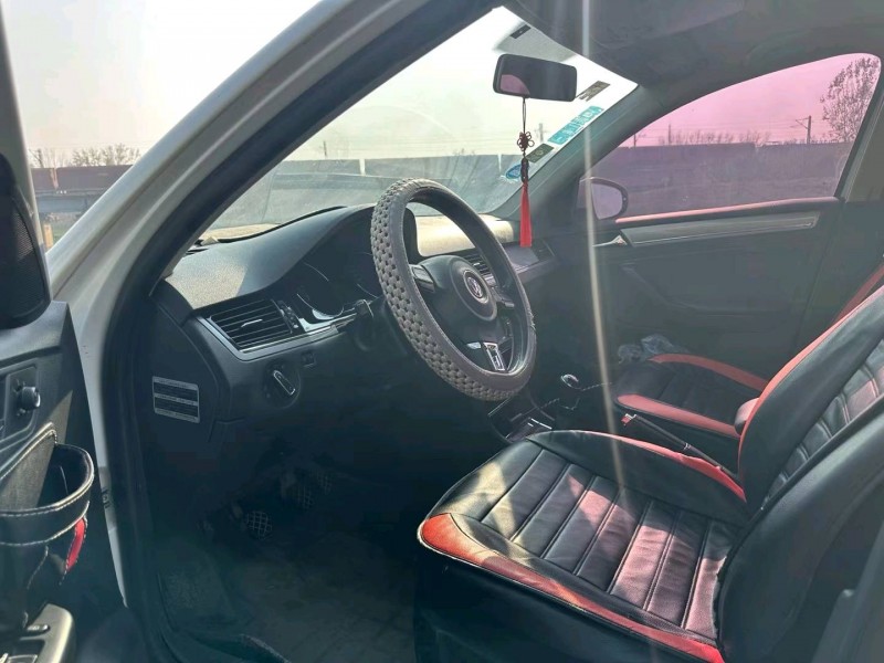 郑州16年大众宝来8