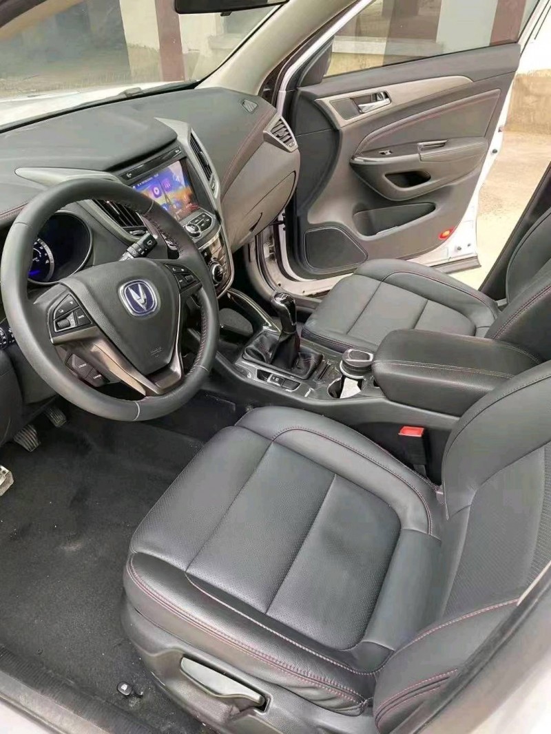 枣庄17年长安汽车CS756