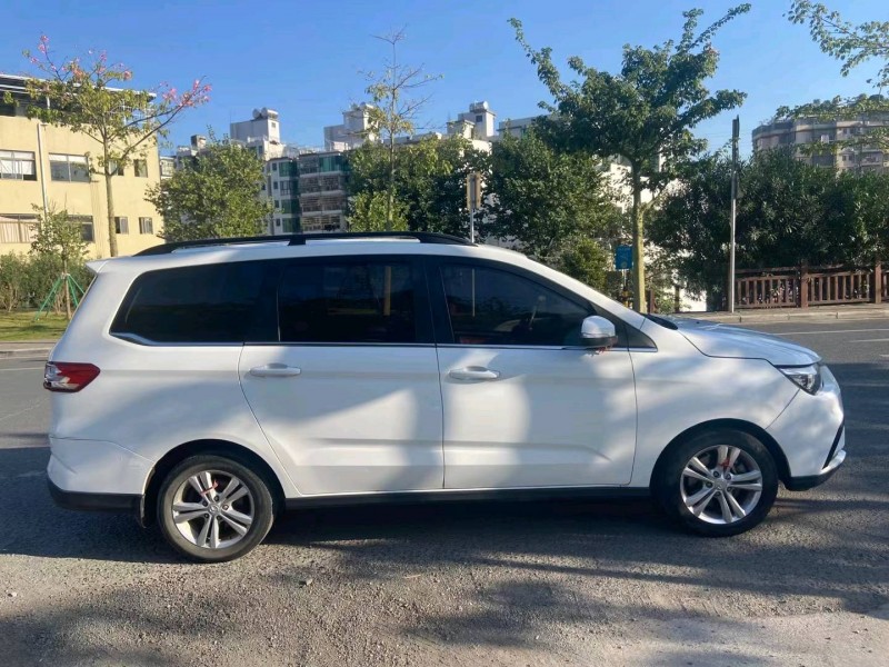 广州18年比速汽车T53